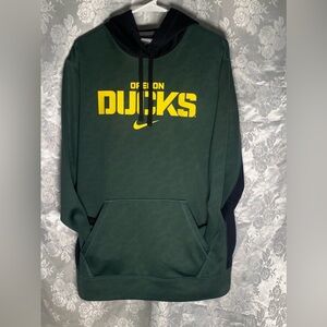 Nike Oregon Ducks Therma-FIT Performance  Hoodie In Green With Yellow Text  READ